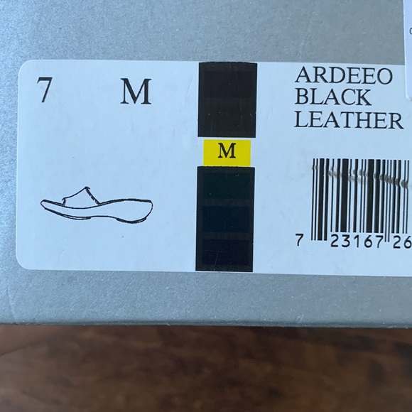 NINE WEST Leather Short Wedge Sandals Size 7 - Picture 14 of 16